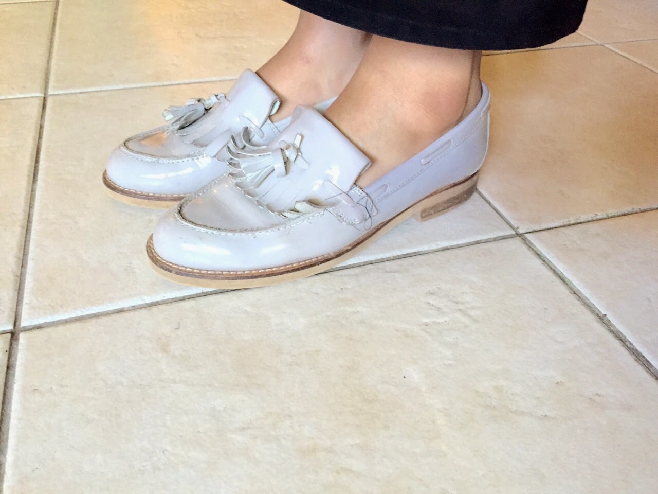 Pop Culture Middle East Wedges and tight abayas "Shoes of Saudi Arabia"